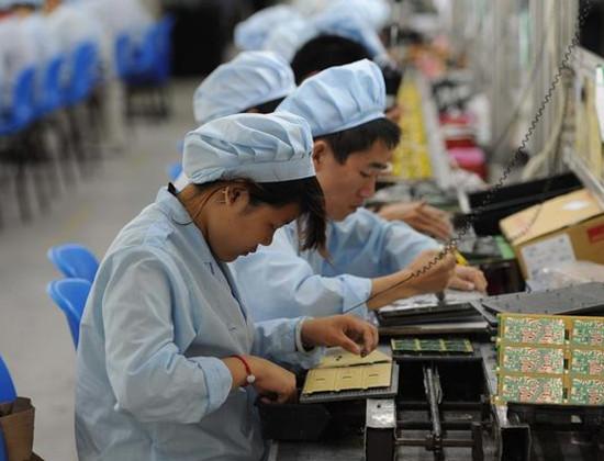 電子廠與食品廠 在貨物進出口領域，哪個工資更高、更輕松？